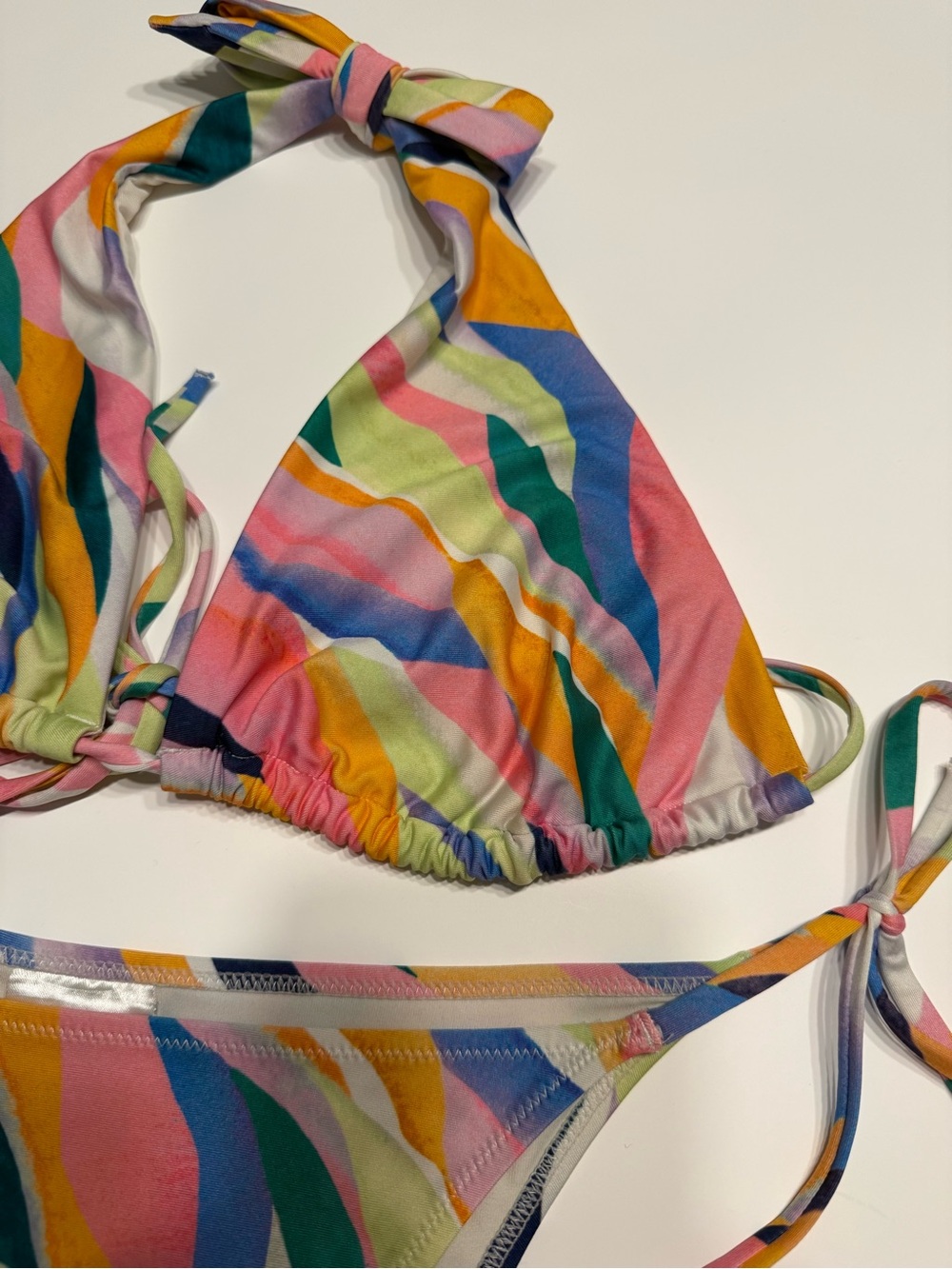 H&M x Kehlani Multicolor Wave Abstract Print String Bikini Set | Size 6 - Picture 6 of 11